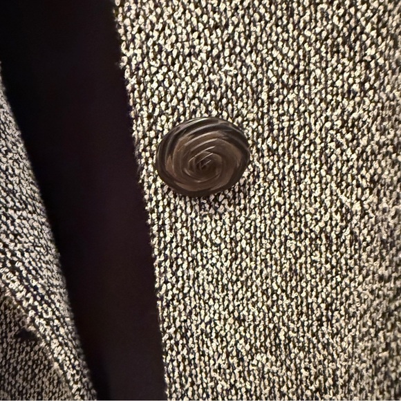 J. Jill Gray Blazer Classic Structured Design - Picture 4 of 4